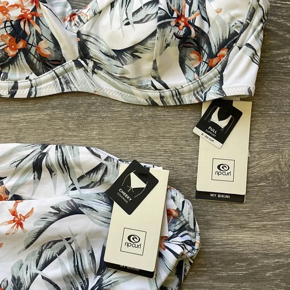 Rip Curl Diamond Bay D-DD Bikini Top & Cheeky Hi Pant - Picture 10 of 13